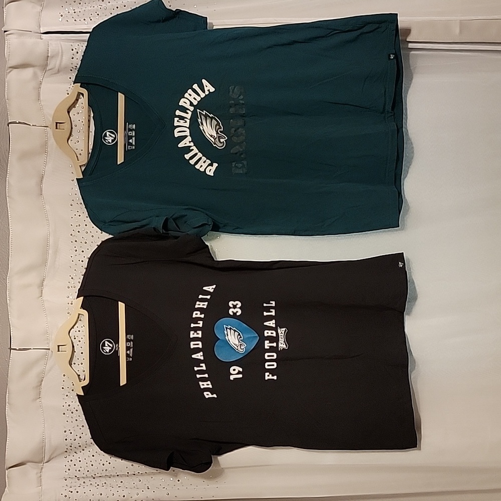 Lot of 2 Philadelphia Eagles shirts
